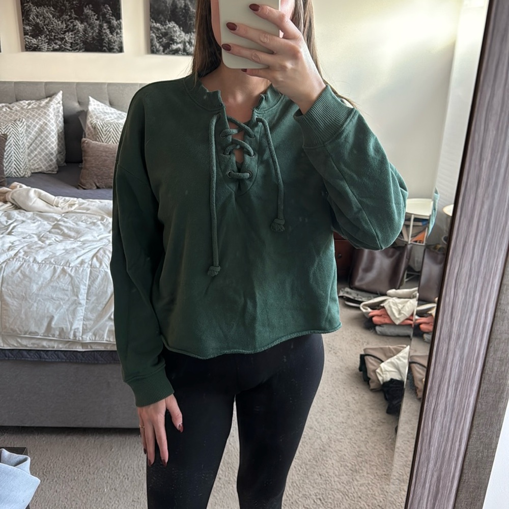 Cropped sweatshirt